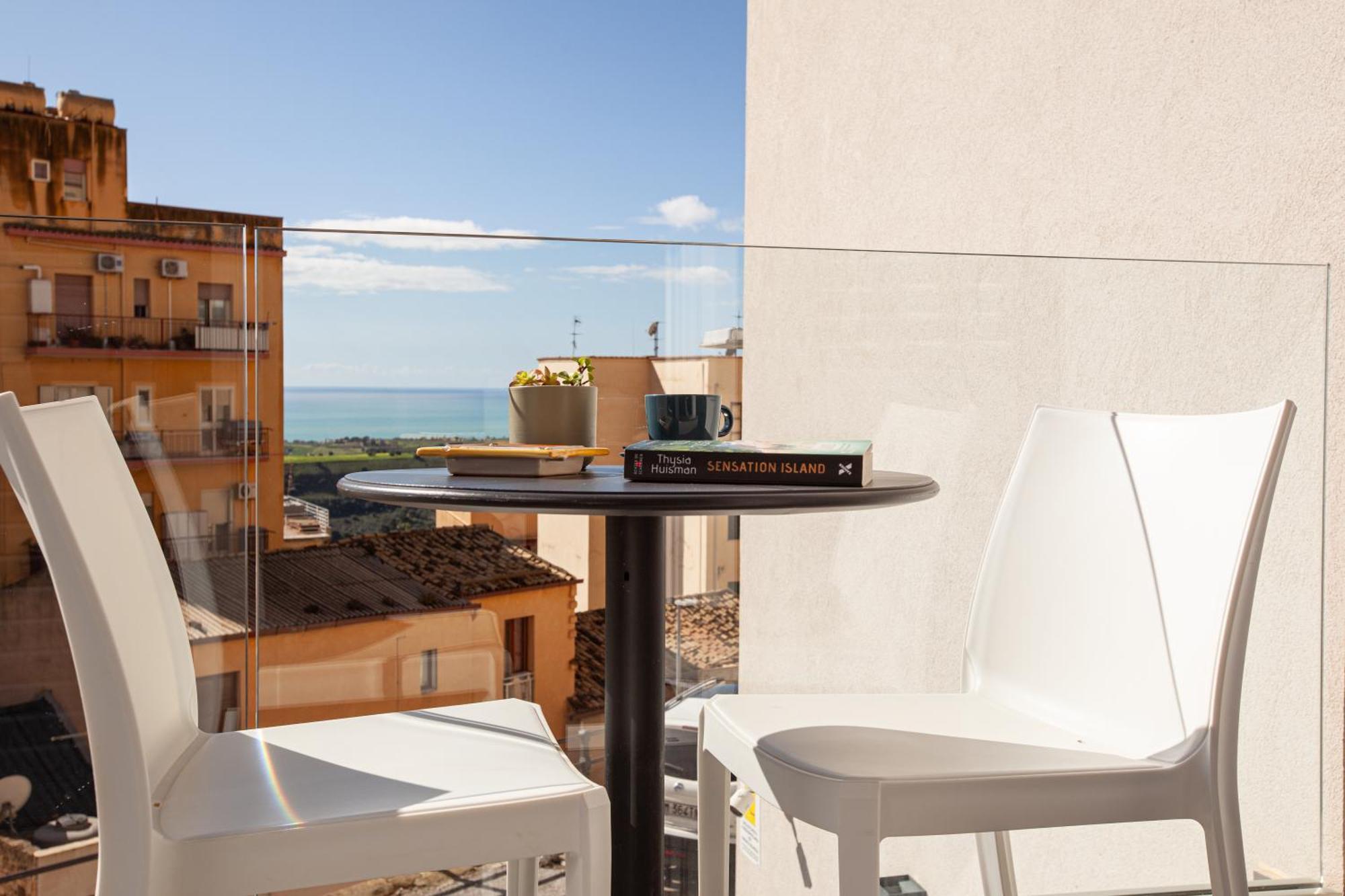 Oneira Rooms Agrigento Exterior photo