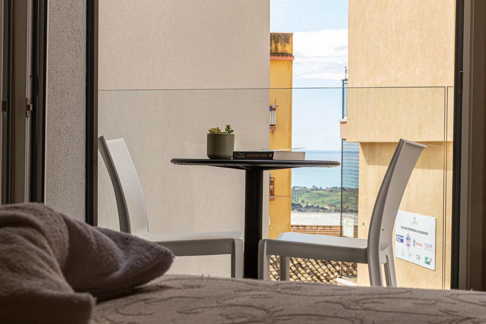 Oneira Rooms Agrigento Exterior photo
